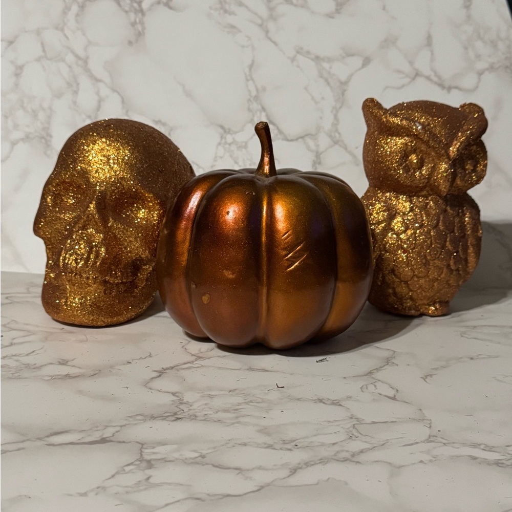 Gold Glitter Skull, Pumpkin, and Owl Decor Set